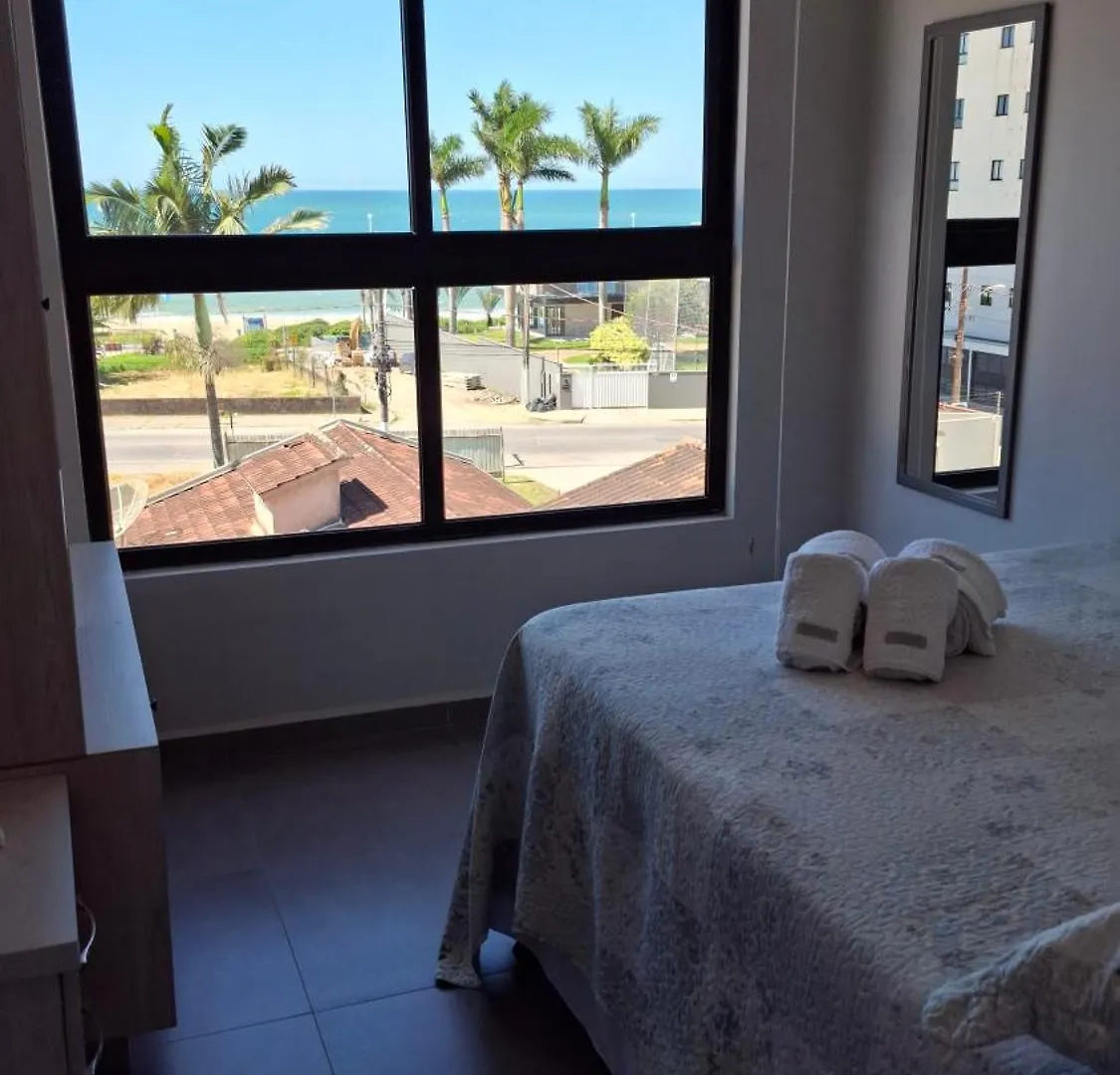 Apartment Ap Vista Mar 16 Minutos Beto Carrero Home Office Picarras