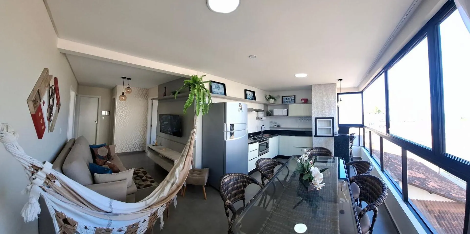 Ap Vista Mar 16 Minutos Beto Carrero Home Office Picarras Apartment
