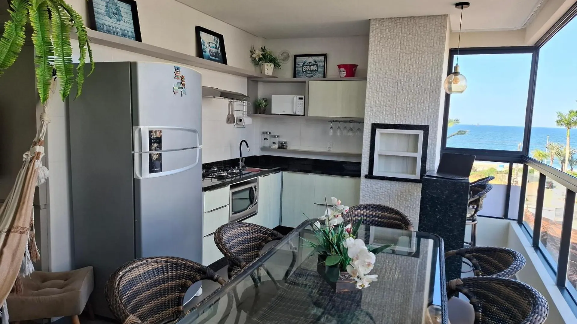 Ap Vista Mar 16 Minutos Beto Carrero Home Office Picarras Apartment